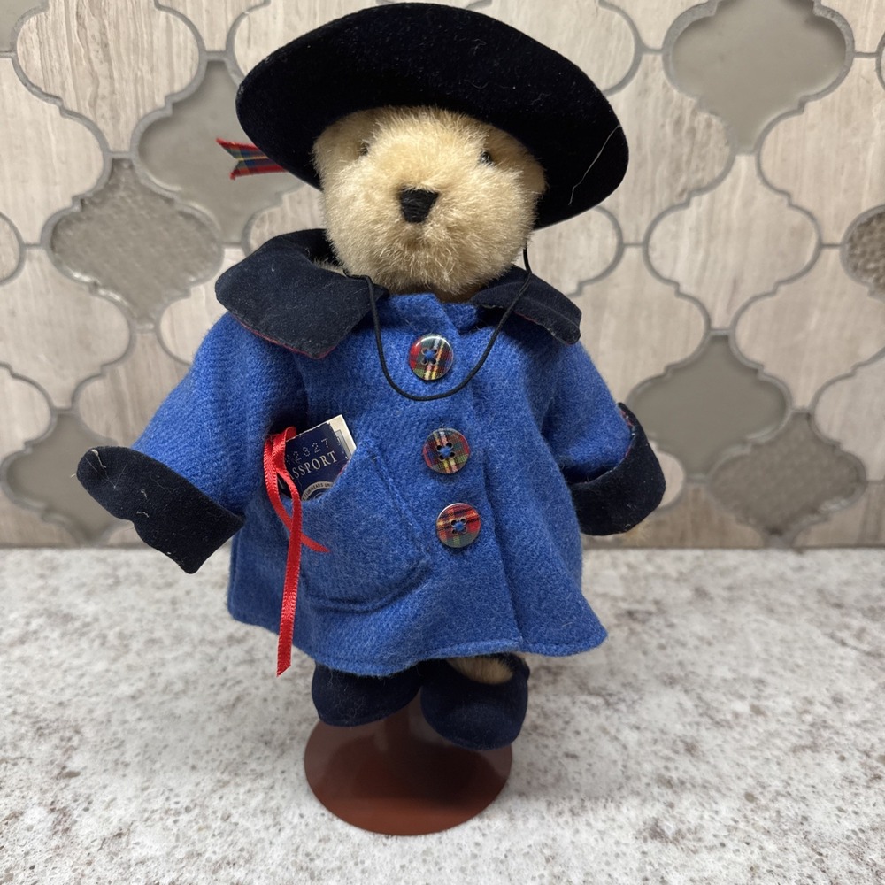Muffy Vanderbear by NABCO, "The Grand Tour"